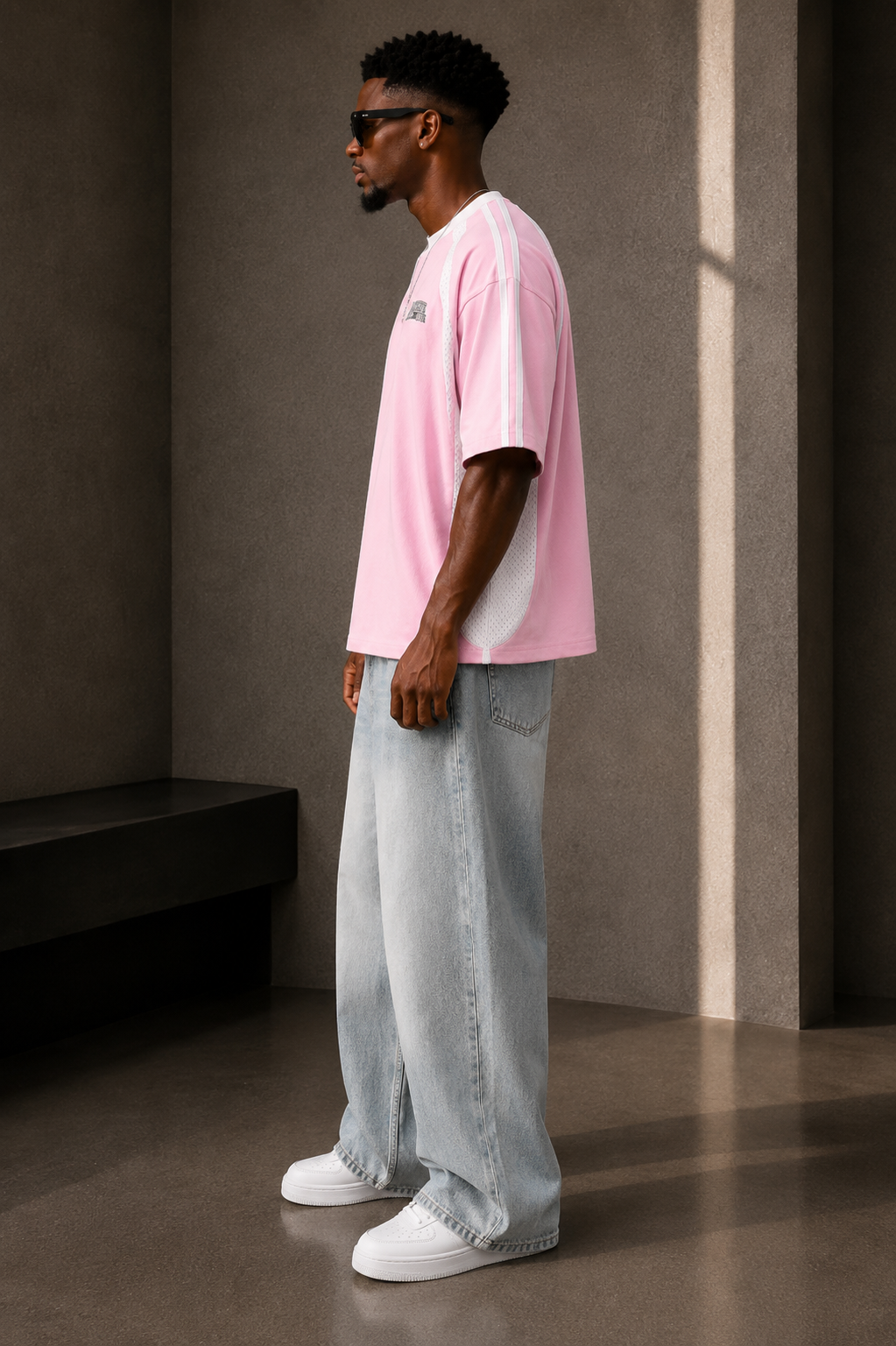 Dayone Contrast Stripes Panel Mesh T-shirt