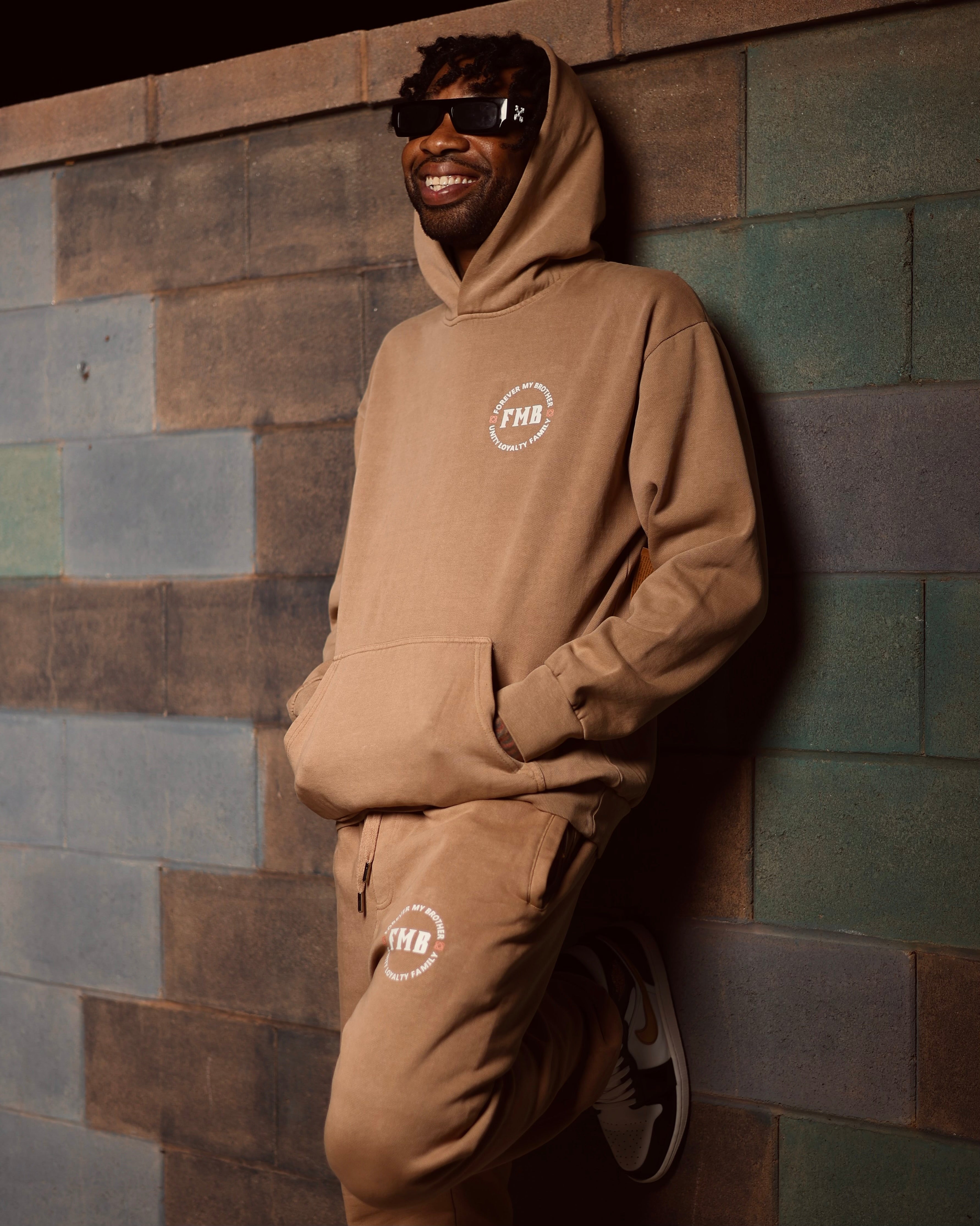 FMB Unity Circle (Bare Basic) Unisex Heavy Weight Jogger Set